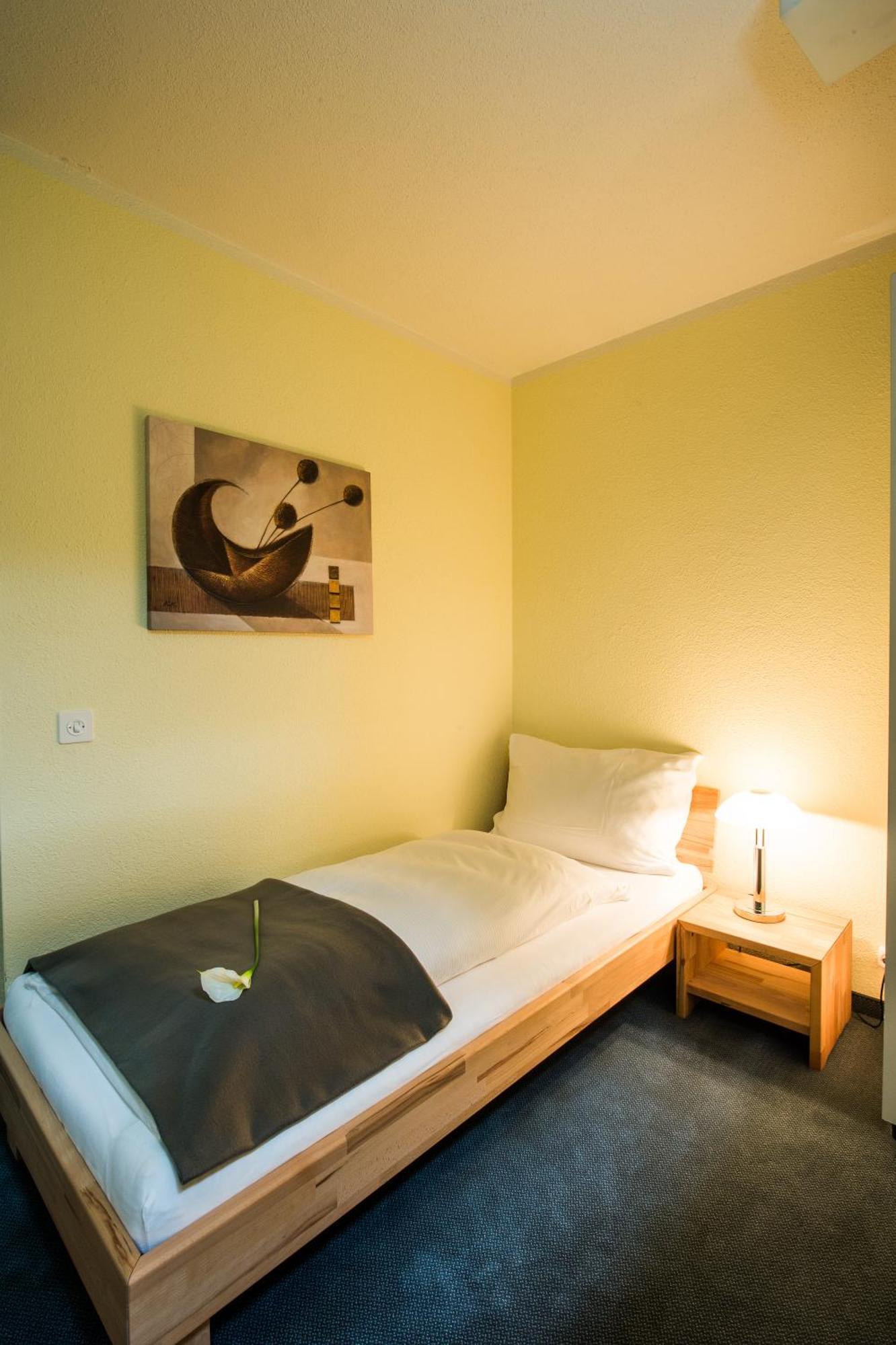 Hotel & Bildungszentrum Matt Schwarzenberg Ruang foto